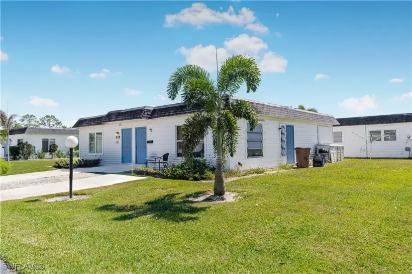 Picture of 41 Tangelo Ct, Lehigh Acres FL 33936