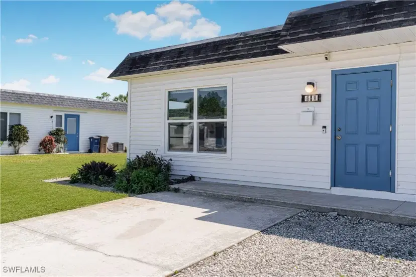 Picture of 41 Tangelo Ct, Lehigh Acres FL 33936