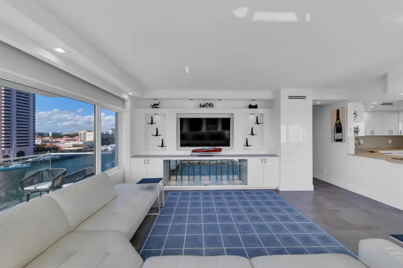 Picture of 701 E Camino Real 9F, Boca Raton FL 33432