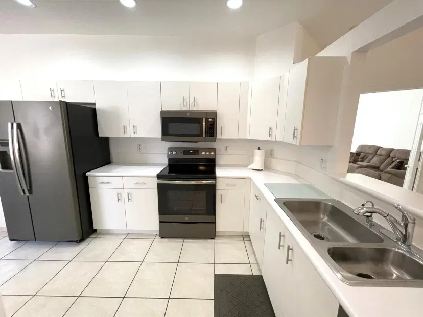 Picture of 9675 Crescent View Drive N, Boynton Beach FL 33437