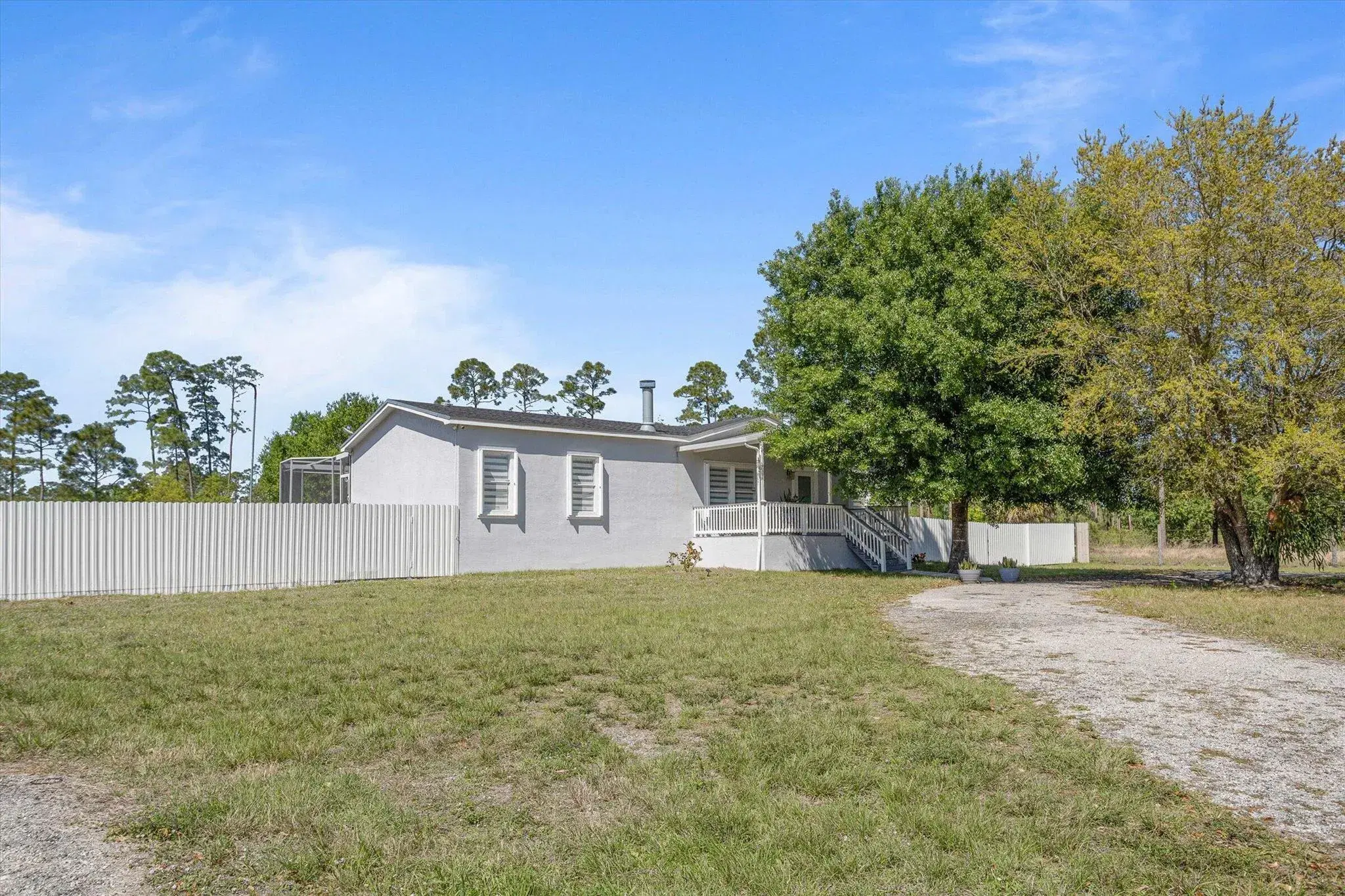 Picture of 140 N Utopia Street, Clewiston, FL 33440