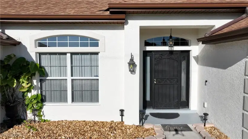 Picture of 707 Broadway Ave, Lehigh Acres FL 33972