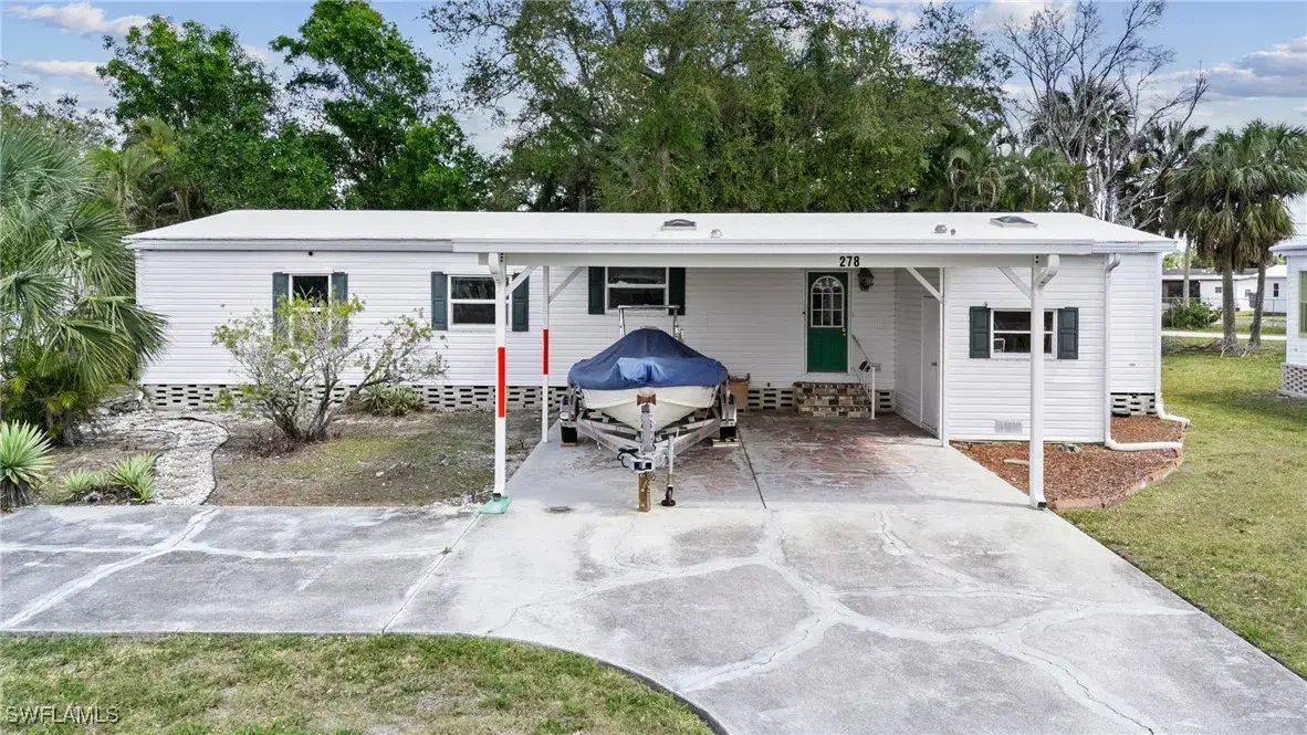 Picture of 278 Riverwood Rd, Naples, FL 34114