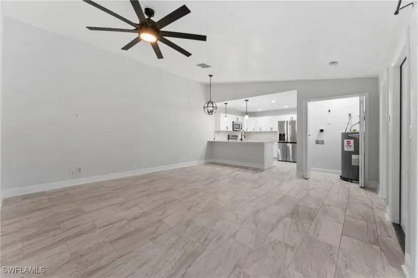 Picture of 6312 Royal Woods Dr, Fort Myers FL 33908