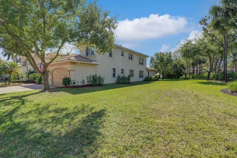 Picture of 10733 Castle Oak Drive, Boynton Beach FL 33473