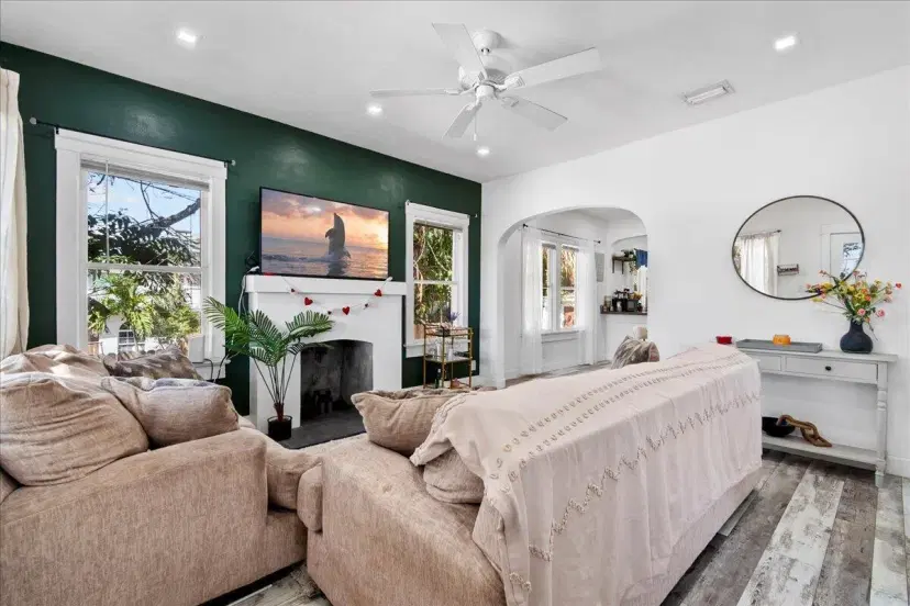 Picture of 815 Omar Road, West Palm Beach FL 33405