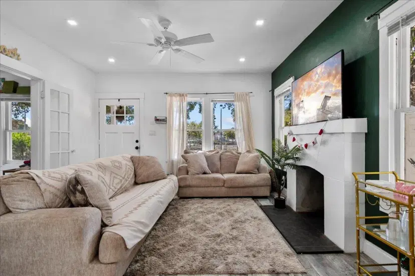 Picture of 815 Omar Road, West Palm Beach FL 33405
