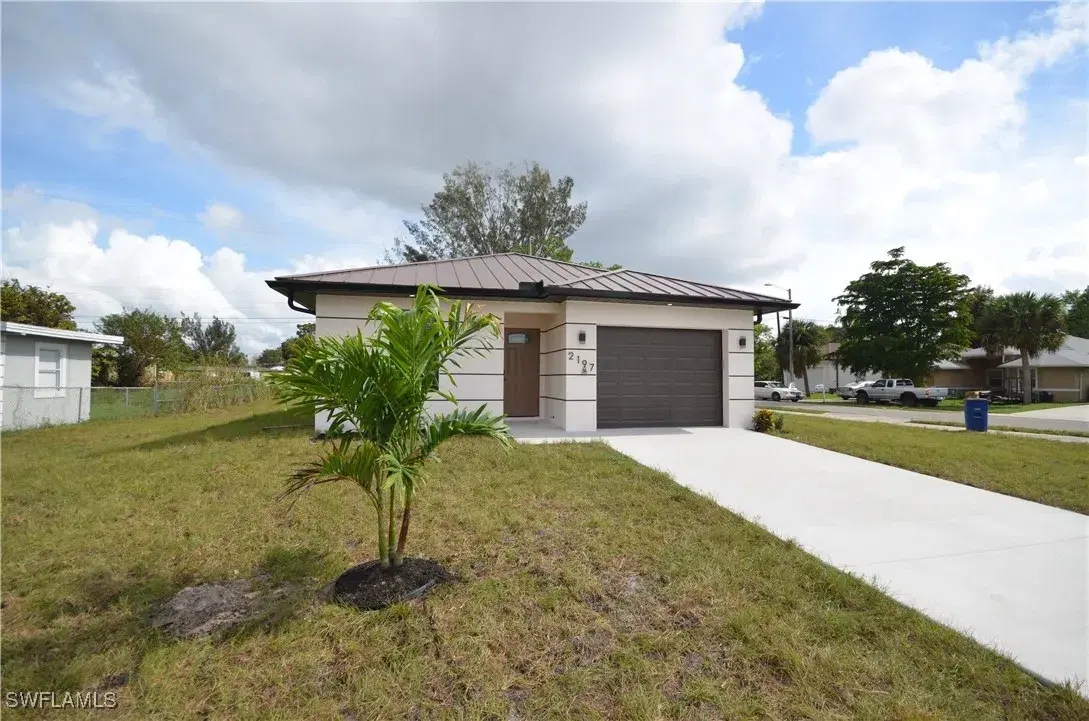 Picture of 2188 Barker Blvd, Fort Myers, FL 33916