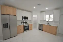 Picture of 2188 Barker Blvd, Fort Myers, FL 33916