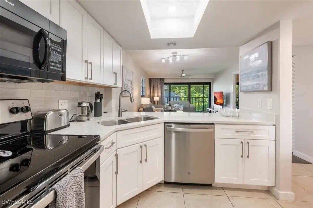 Picture of 600 Neapolitan Way 225, Naples, FL 34103