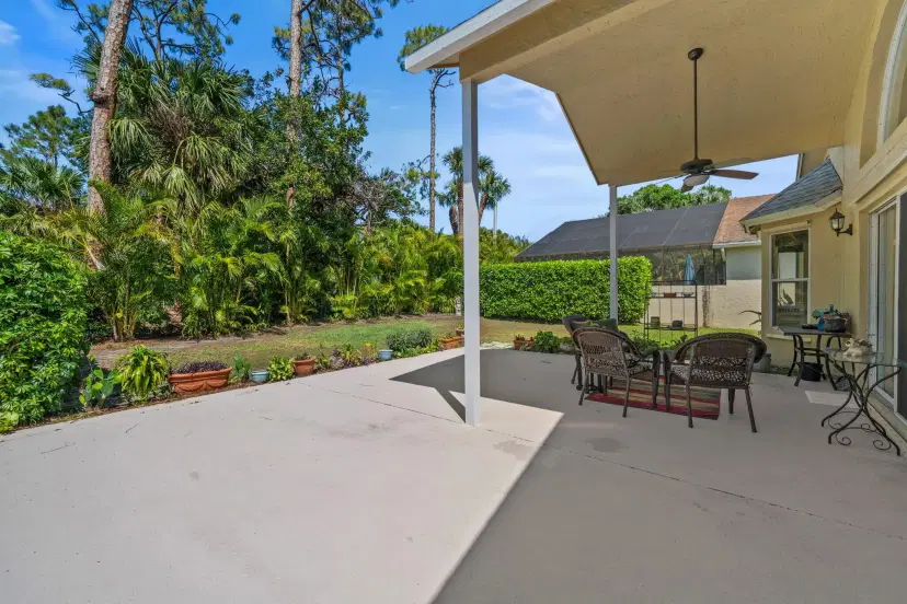Picture of 15133 Oak Chase Court, Wellington FL 33414