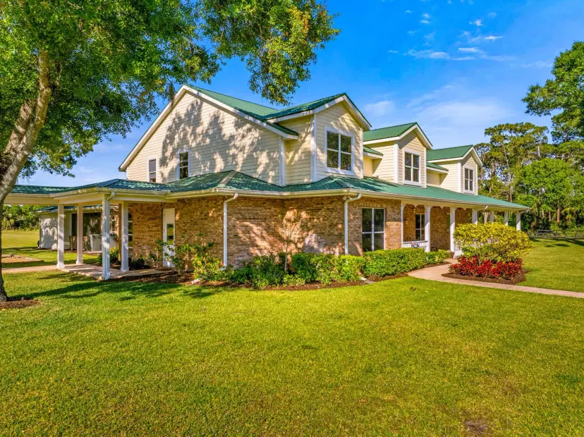 Picture of 8686 Andrews Avenue, Fort Pierce FL 34945