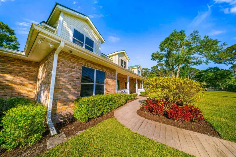 Picture of 8686 Andrews Avenue, Fort Pierce FL 34945