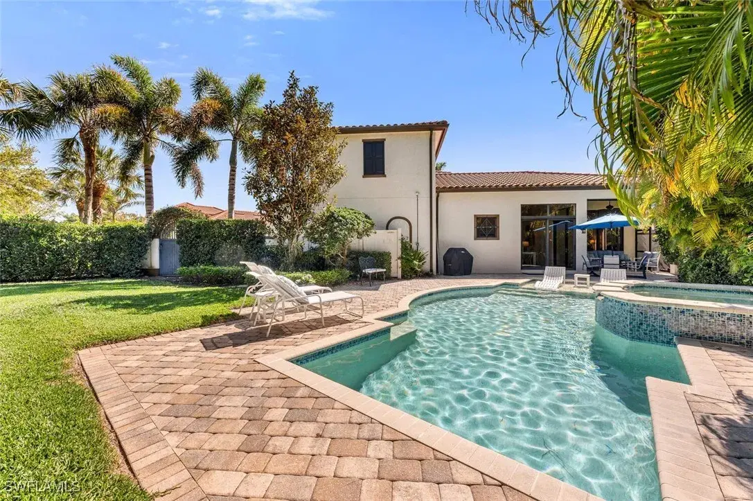 Picture of 7955 Cordoba Pl, Naples, FL 34113