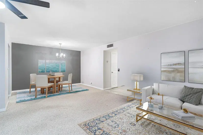 Picture of 100 Bayview Ave C, Boynton Beach FL 33435