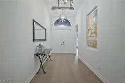 Picture of 10111 Palazzo Dr, Naples, FL 34119