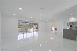Picture of 13880 Lazy Ln, Fort Myers, FL 33905