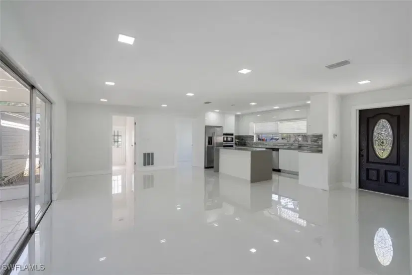 Picture of 13880 Lazy Ln, Fort Myers FL 33905