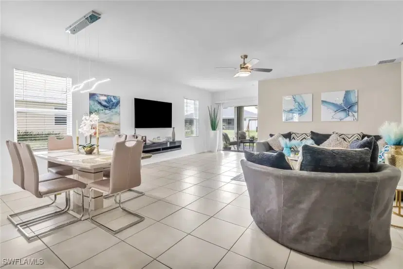 Picture of 506 NW Juanita Ct, Cape Coral FL 33993