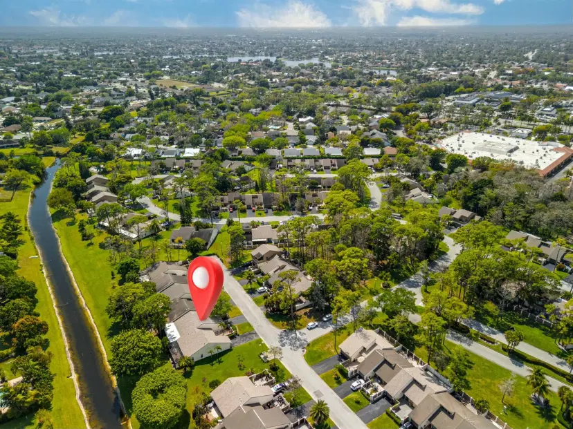 Picture of 244 Pleasant Wood Drive, Wellington FL 33414