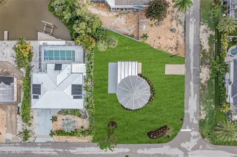 Picture of 190 Tarpon Rd, Fort Myers Beach FL 33931
