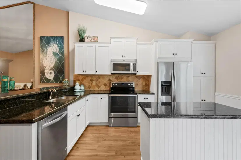 Picture of 10553 NW 10Th Ct D-140, Plantation FL 33322