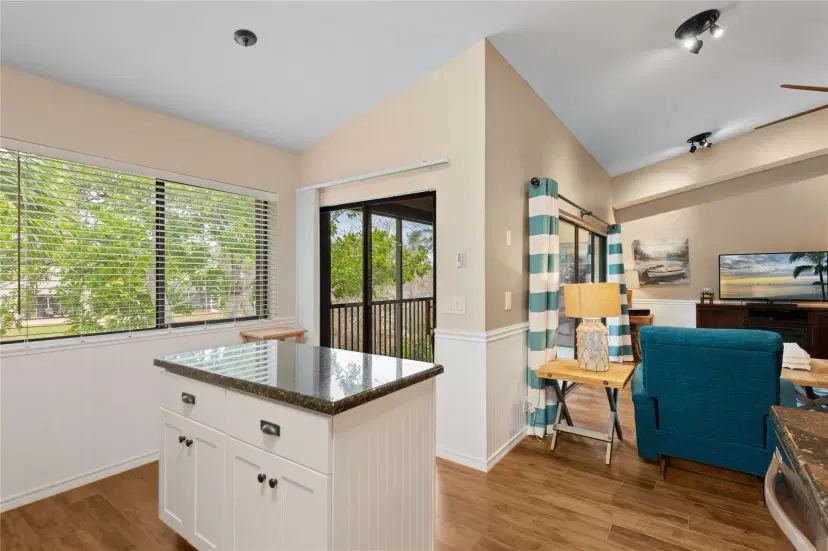Picture of 10553 NW 10Th Ct D-140, Plantation FL 33322