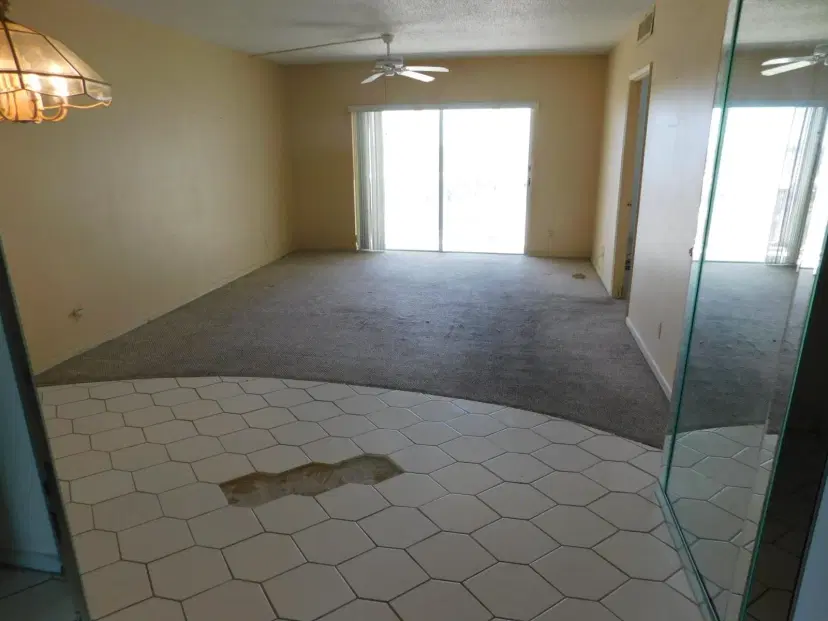 Picture of 4400 Hillcrest Dr 1009A, Hollywood FL 33021