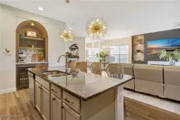 Picture of 3327 Pilot Cir, Naples, FL 34120