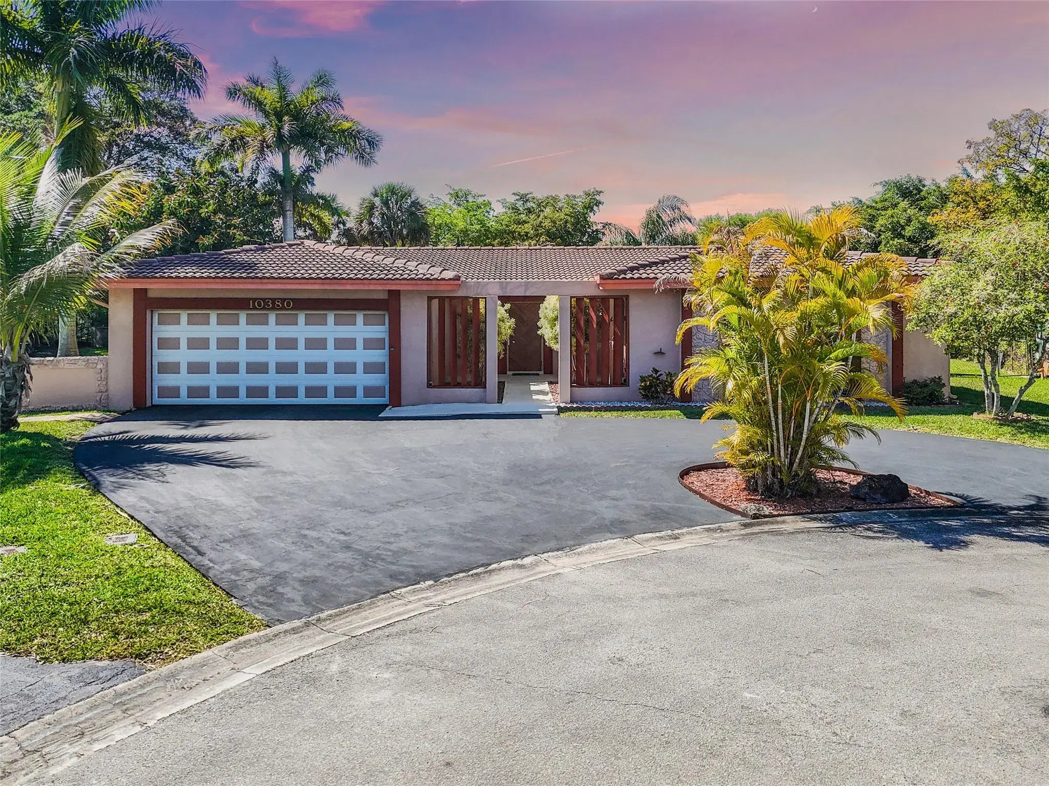 Picture of 10380 NW 41St St, Coral Springs, FL 33065