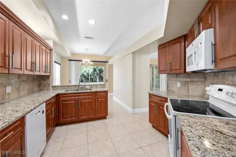 Picture of 743 Provincetown Dr, Naples FL 34104
