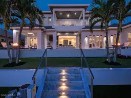 Picture of 3801 Crayton Rd, Naples, FL 34103