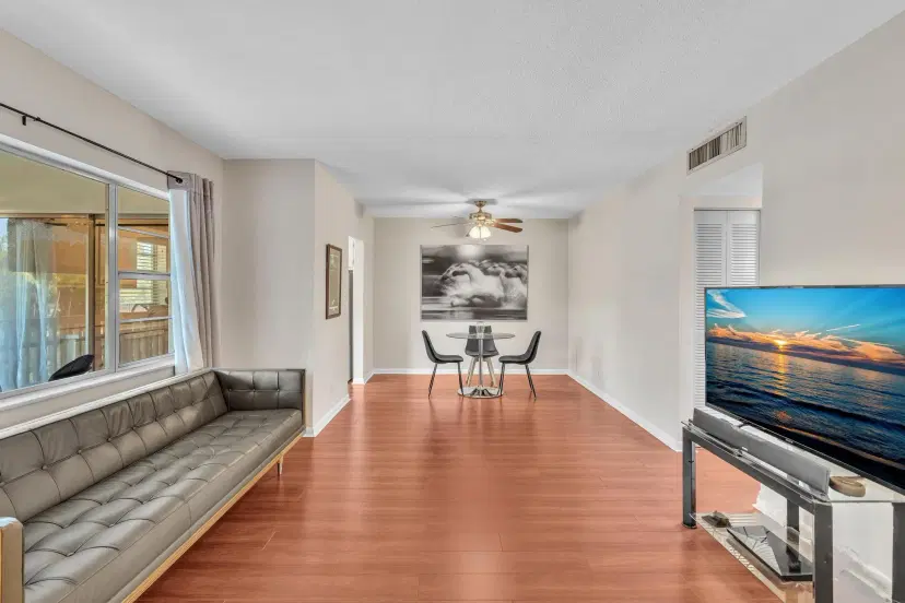 Picture of 100 Royal Palm Way 303, Boca Raton FL 33432