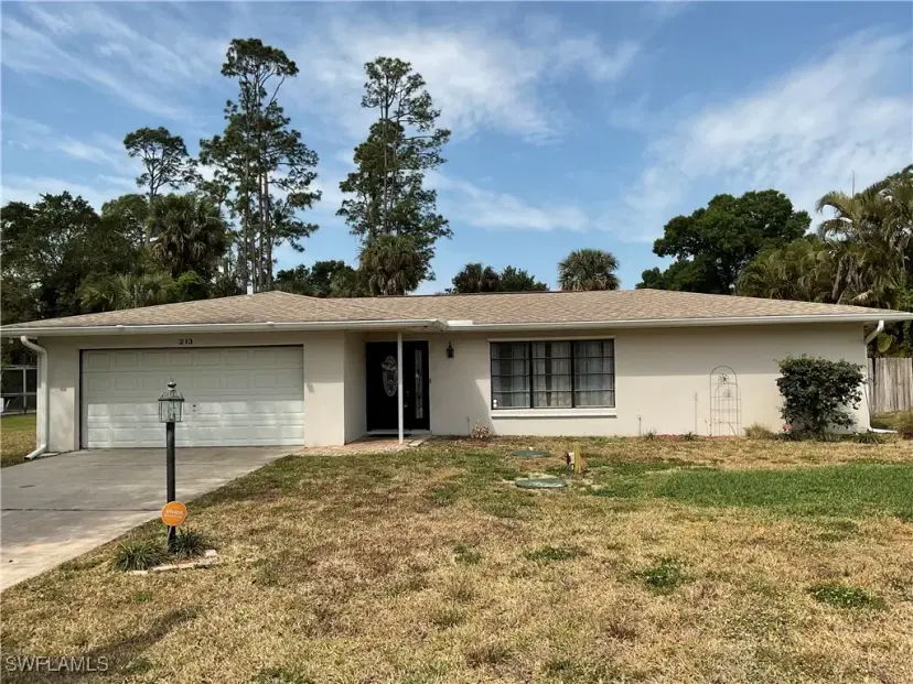 Picture of 213 Lake Ave, Lehigh Acres FL 33936