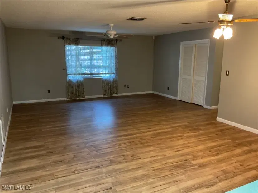Picture of 213 Lake Ave, Lehigh Acres FL 33936