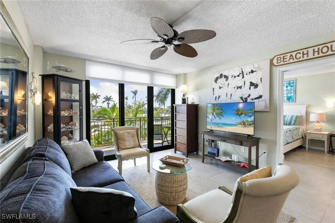 Picture of 180 Seaview Ct 314, Marco Island, FL 34145