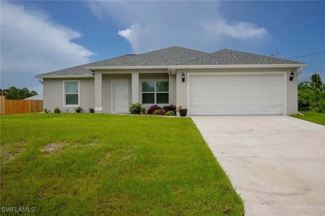 Picture of 117 Paxton St, Lehigh Acres, FL 33974
