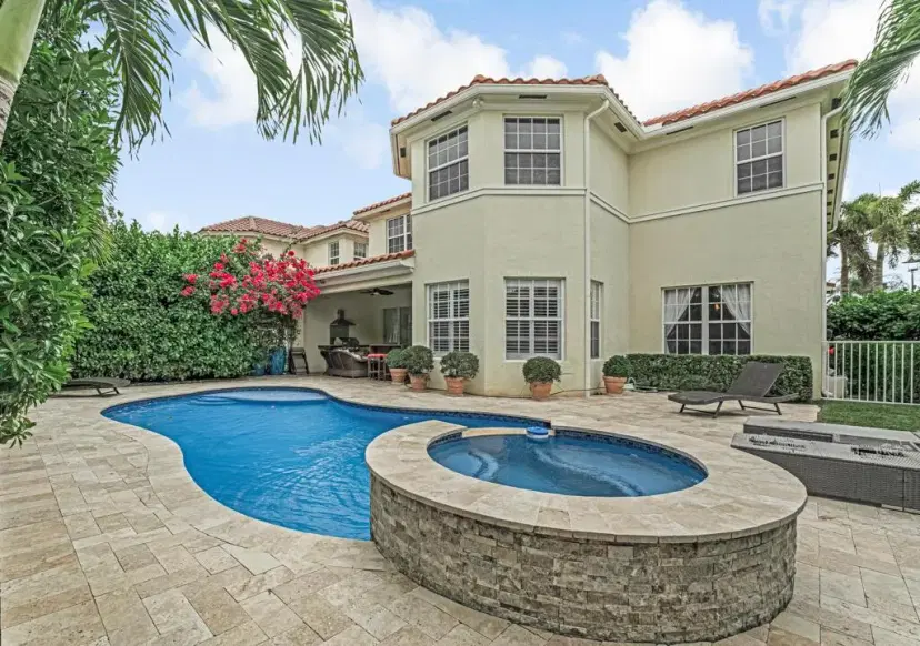 Picture of 10181 Cobblestone Creek Drive, Boynton Beach FL 33472
