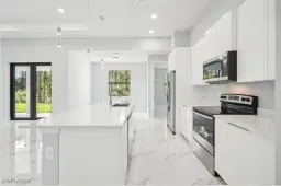 Picture of 872 Spaulding St E, Lehigh Acres, FL 33974