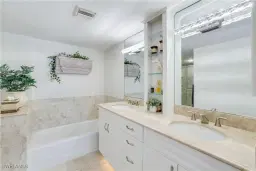 Picture of 5637 Turtle Bay Dr 21, Naples, FL 34108