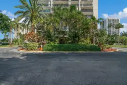 Picture of 2425 Presidential Way 601, West Palm Beach, FL 33401