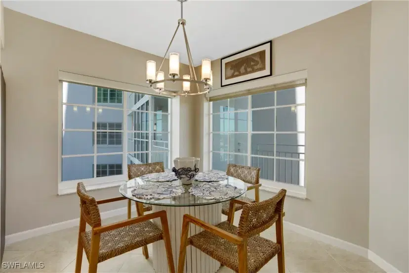 Picture of 13105 Vanderbilt Dr 405, Naples FL 34110