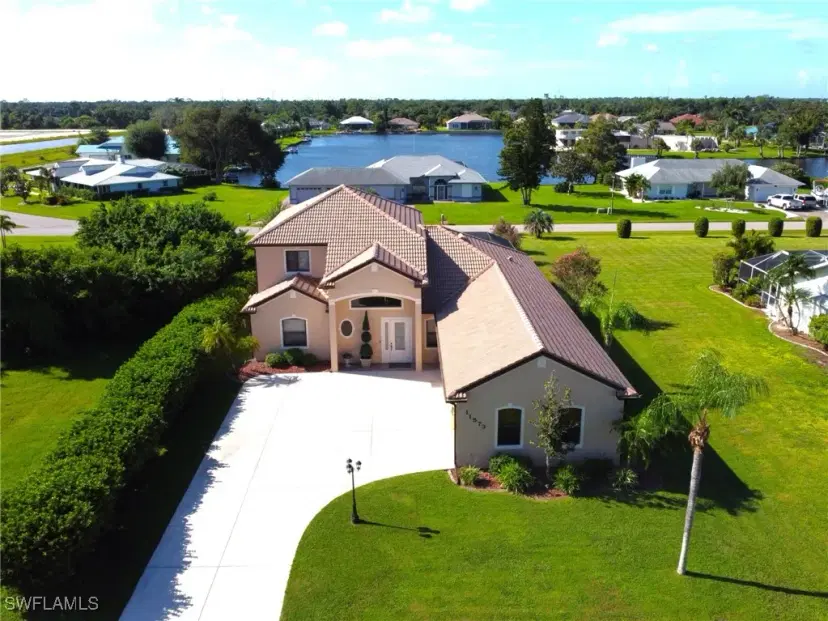 Picture of 11573 SOUTHWEST Dallas Dr N, Lake Suzy FL 34269