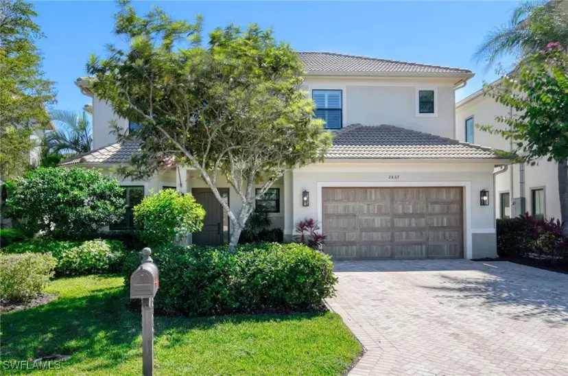 Picture of 2867 Coco Lakes Dr, Naples FL 34105