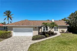 Picture of 6338 Cocos Dr, Fort Myers, FL 33908