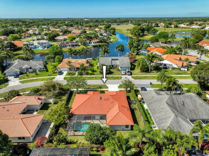 Picture of 2057 Amesbury Circle, Wellington FL 33414
