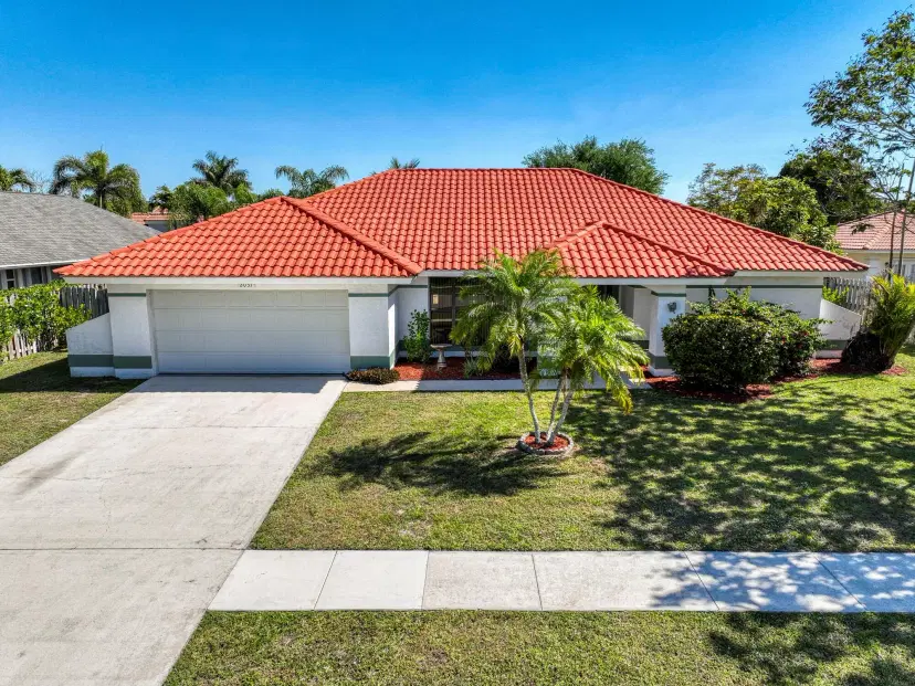 Picture of 2057 Amesbury Circle, Wellington FL 33414