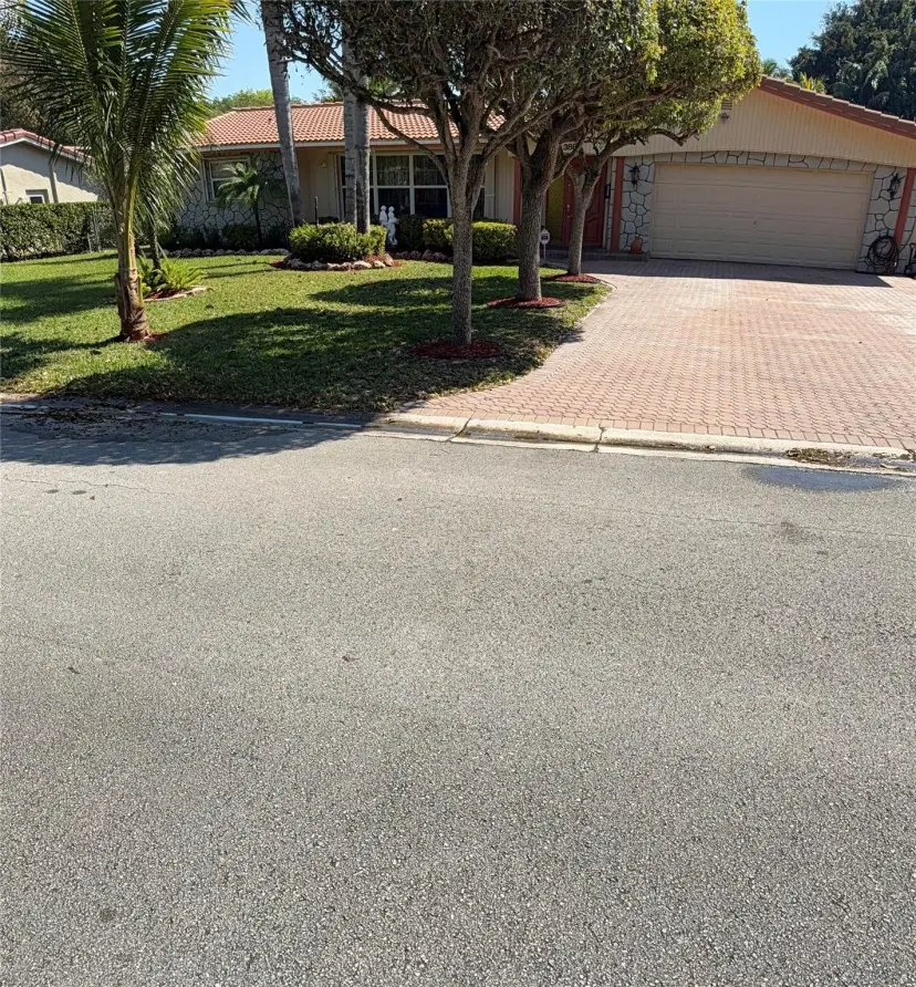 Picture of 3881 NW 100Th Ave, Coral Springs, FL 33065