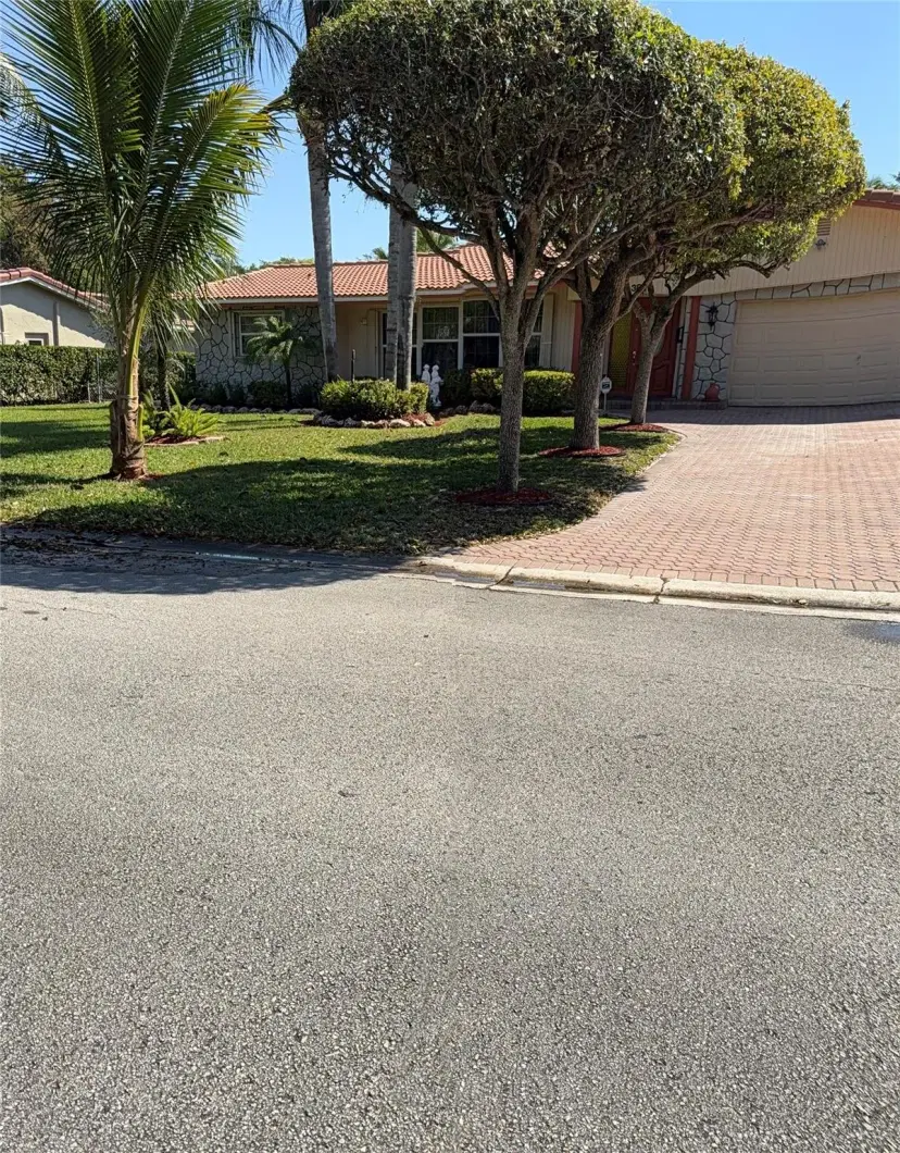 Picture of 3881 NW 100Th Ave, Coral Springs, FL 33065