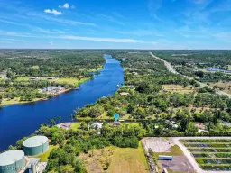 Picture of 1831 Seminole Harbor Dr, Alva, FL 33920